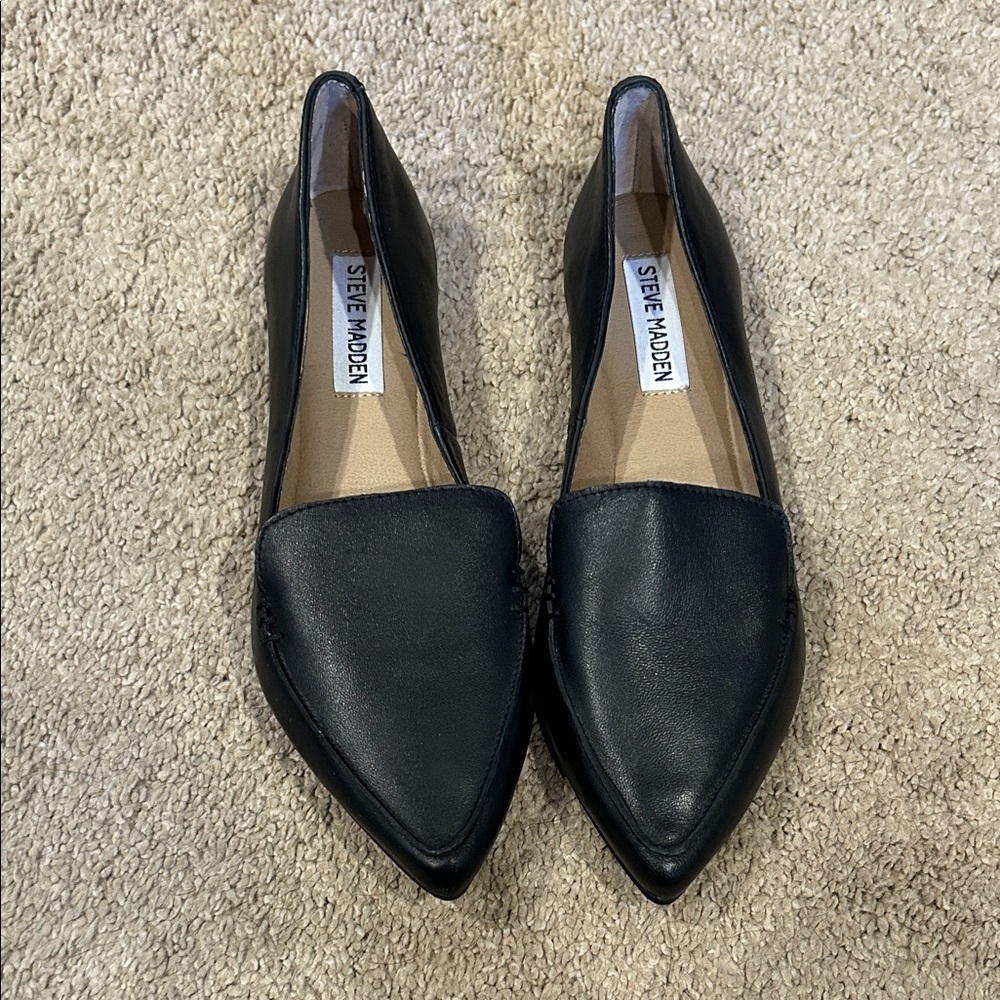 Steve Madden Feather loafer black leather 7